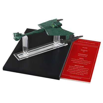 Master Replicas Star Trek: Discovery Klingon D7 Battle Cruiser Die cast Ship & Book
