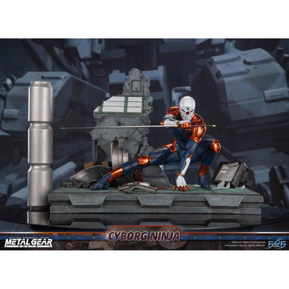 First 4 Figures Metal Gear Solid Cyborg Ninja (Gray Fox) Resin Statue