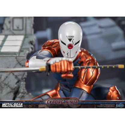 First 4 Figures Metal Gear Solid Cyborg Ninja (Gray Fox) Resin Statue