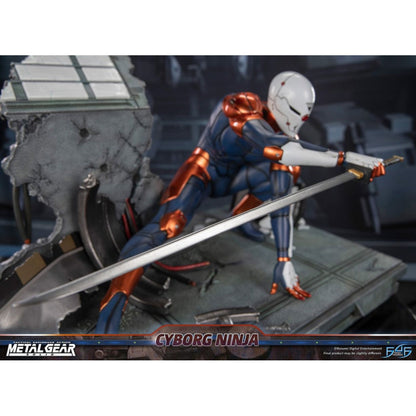 First 4 Figures Metal Gear Solid Cyborg Ninja (Gray Fox) Resin Statue