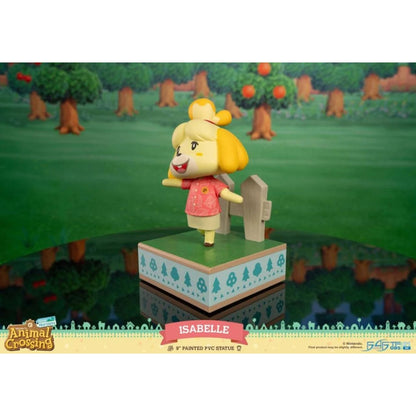 First 4 Figures Animal Crossing: New Horizons Isabelle Pvc Statue