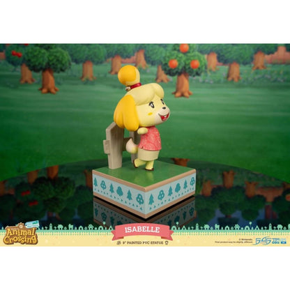 First 4 Figures Animal Crossing: New Horizons Isabelle Pvc Statue