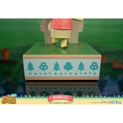 First 4 Figures Animal Crossing: New Horizons Isabelle Pvc Statue