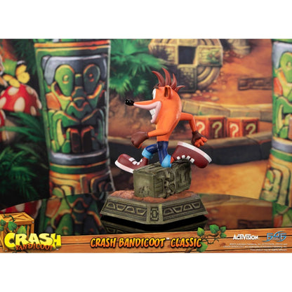 First 4 Figures Crash Bandicoot Crash Running Statue