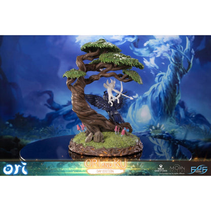 First 4 Figures Ori & The Will of the Wisps Ori & Ku (Day Version) Statue