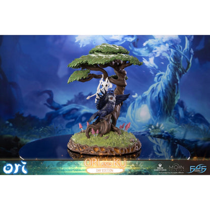 First 4 Figures Ori & The Will of the Wisps Ori & Ku (Day Version) Statue