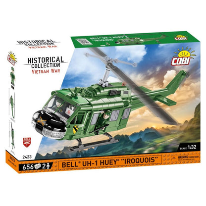 Cobi Vietnam War Bell UH 1 Huey Iroquois (656 Piece Kit)