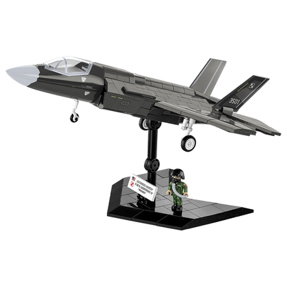 Cobi Armed Forces F 35A Lightning II "Husarz" Construction Set (605 Pieces)