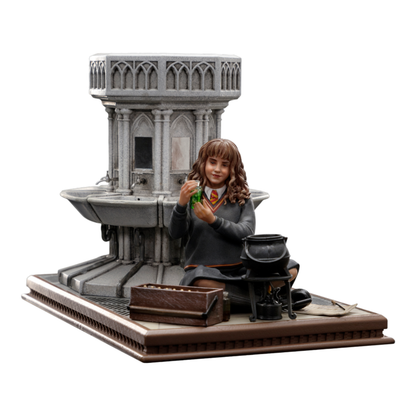 Iron Studios Harry Potter Hermione Polyjuice Deluxe 1:10 Scale Statue