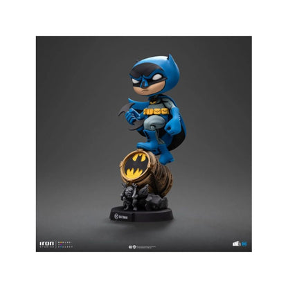 Iron Studios DC Batman On Bat Signal (Blue Ver.) Minico Vinyl