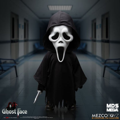 Mezco Toyz Scream Ghostface 15" Mega Scale Figure