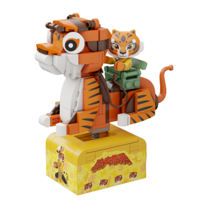 Pantasy Kung Fu Panda Tigress on SkateKart (195 Piece Kit)