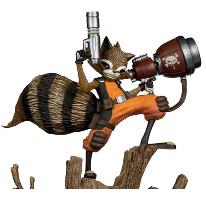 McFarlane Toys Marvel Comics Rocket Raccoon with Comic (Chasing Tale #1) 1:6 Scale Figure