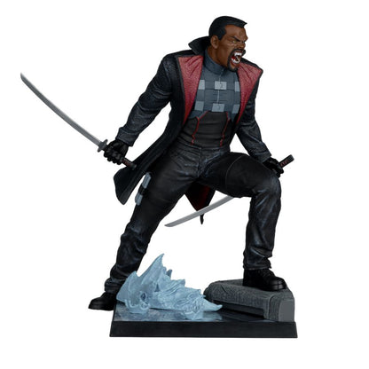 McFarlane Toys Marvel Comics Blade with Comic (Blade #1) 1:6 Scale Figure