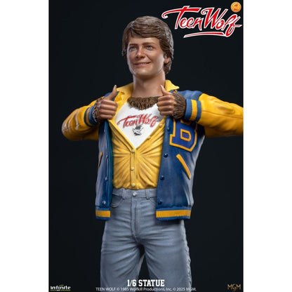 Infinite Statue Teen Wolf (1985) Scott Howard 1:6 Scale Resin Statue