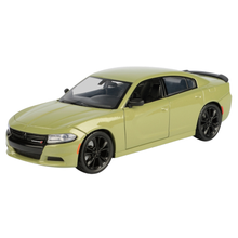 Motormax Timeless Legends 2023 Dodge Charger [Green] 1:24 Scale Diecast Vehicle