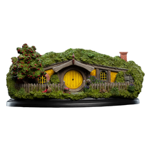 Weta The Hobbit #13 Apple Orchard Hobbit Hole Diorama