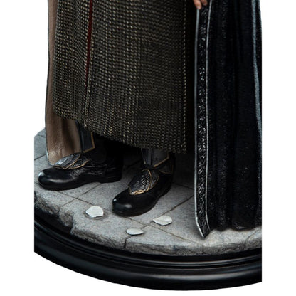 Weta The Lord of the Rings King Aragorn Statue