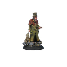 Micro Art Studio Miniatures Discworld Foul Ole Ron and Gaspod 2