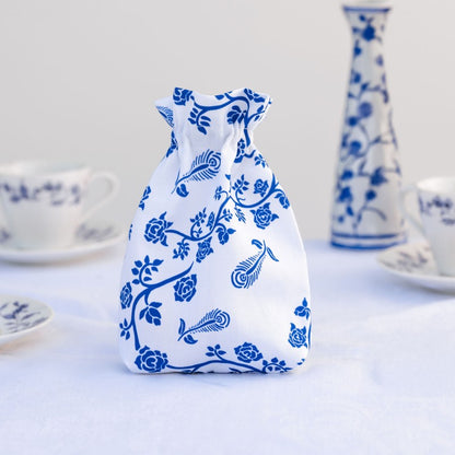 Q Workshop Full Art Porcelain Dice Pouch