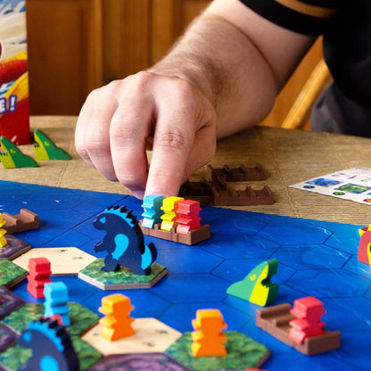 Asmodee Survive The Island Game