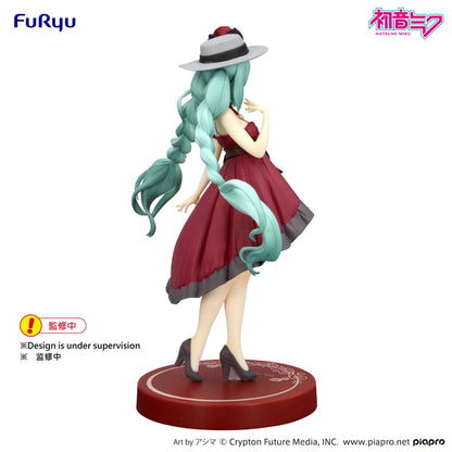 Good Smile Company Character Vocal Series 01 - Hatsune Miku Trio-Try-iT Figure Outing Dress Red Color Version Figurine
