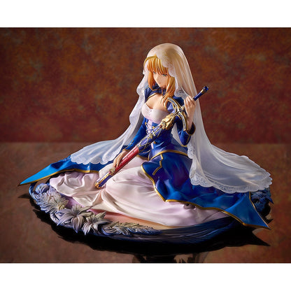 Good Smile Company Fate/Stay Night Saber Garden of Avalon 1/7 Scale Figurine