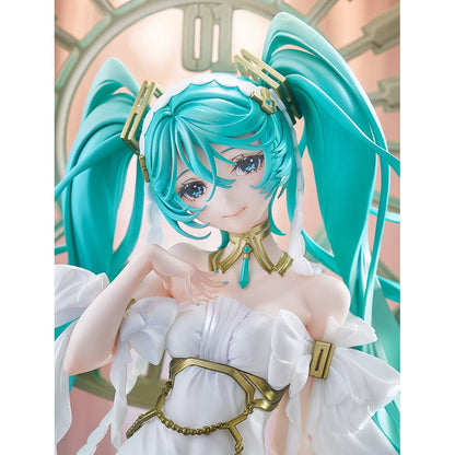 Good Smile Company Character Vocal Series 01 Hatsune Miku Featuring Yoneyama Mai 1/7 Scale Figurine