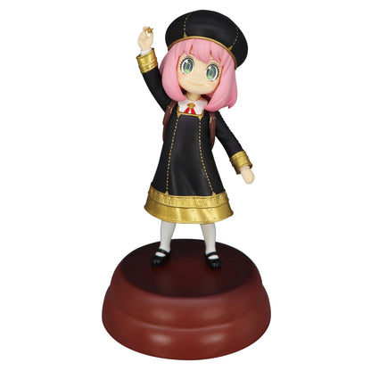 Good Smile Company Spy Family Exceed Creative Figure Anya Forger Get a Stella Star Figurine