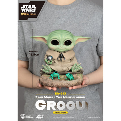 Beast Kingdom Egg Attack Star Wars the Mandalorian Grogu Figurine
