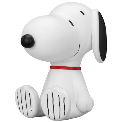 Beast Kingdom Piggy Bank Peanuts Series Palm Size Vinyl Functional Figurine Snoopy Figurine