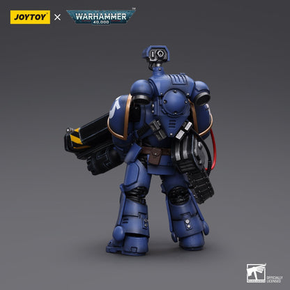 Warhammer Collectibles: 1/18 Scale Ultramarines Desolation Marine with Castellan Launcher Superkrak